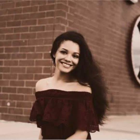 Meet your Posher, Maya - Picture 1 of 1